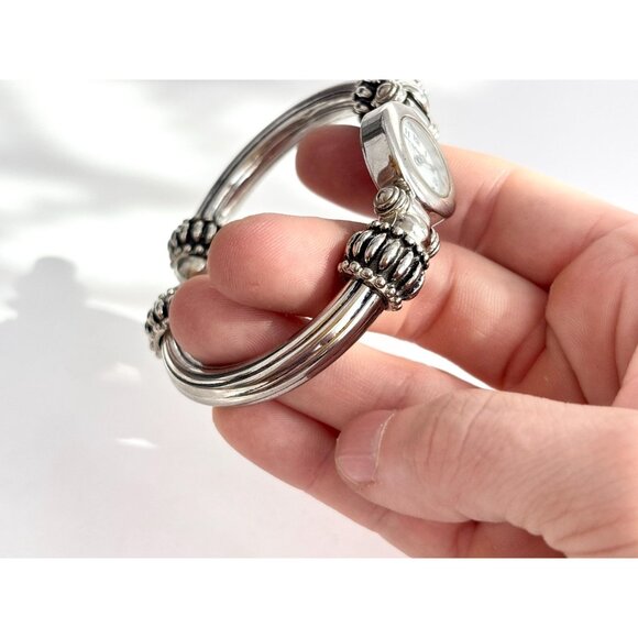 Collezier Cuff Bracelet Silver Toned Ladies Vintage Wristwatch - 22mm - WORKS! - Picture 7 of 11